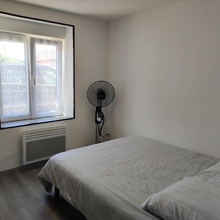 16 Rue Des Deportes Charmes  Zewnętrze zdjęcie