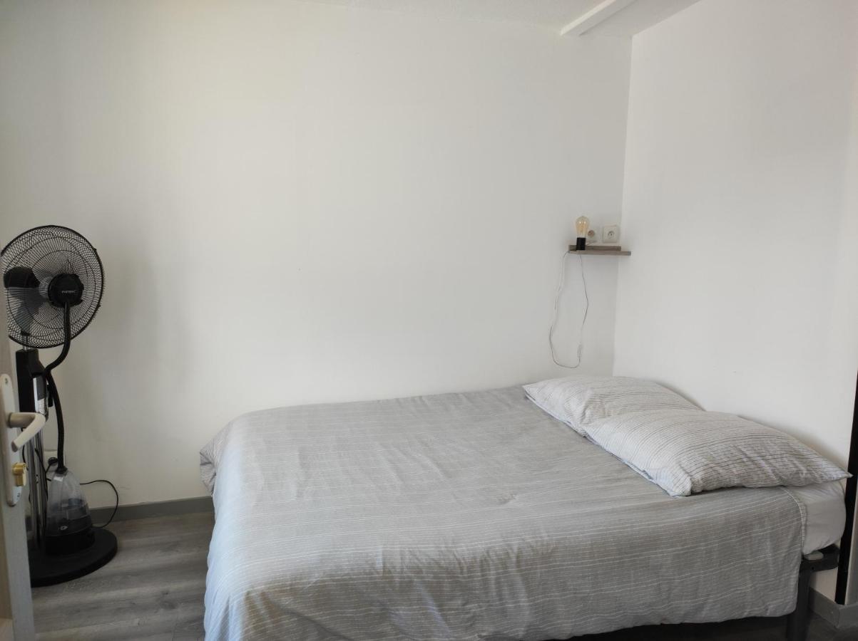 16 Rue Des Deportes Charmes  Zewnętrze zdjęcie
